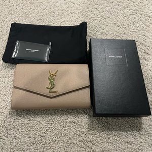 YSL Uptown Chain Wallet-LIKE NEW